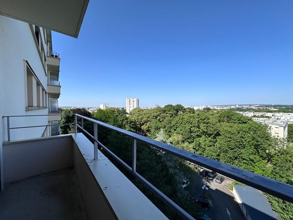 TYPE 1 - REIMS, AVENUE D'EPERNAY