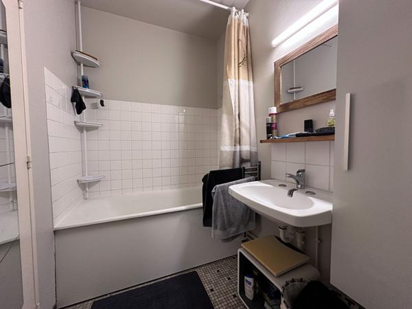 TYPE 1 - REIMS, AVENUE D'EPERNAY