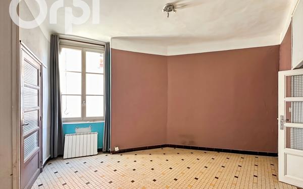 Appartement à vendre    3 pièces • 70 m2 Aubenas