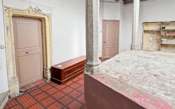 Appartement à vendre    3 pièces • 70 m2 Aubenas