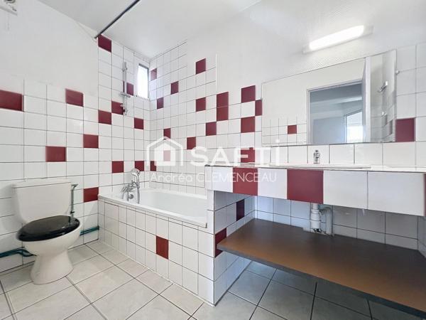 À VENDRE T2 avec un extérieur de 95m2