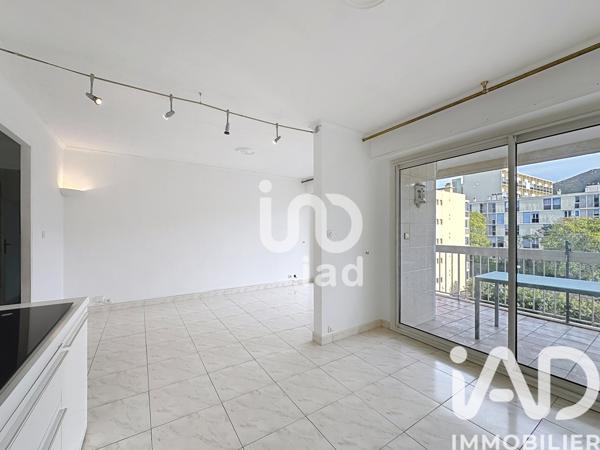 Location appartement 4 pièces 85 m² Marseille 10
