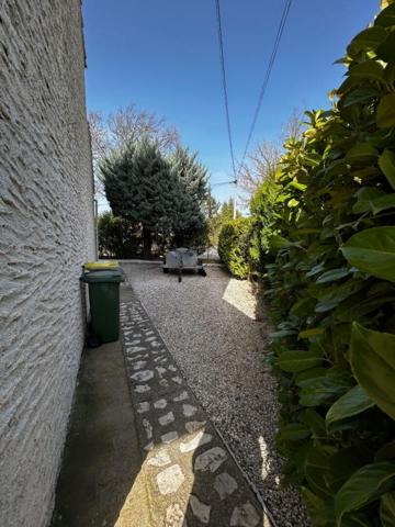 LE PUY STE REPARADE - Maison T4 avec jardin de 425 m2