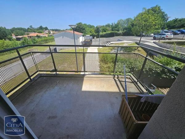 Appartement à louer 3 pièces 62.41m² Bassens (33530)