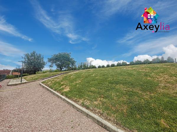 Melay (71340) A VENDRE - MELAY - MAISON FAMILIALE AVEC TERRAIN ET APPARTEMENT INDEPENDANT