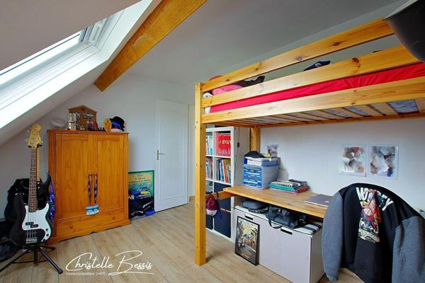 Maison 3 chambres avec s/sol total bien située