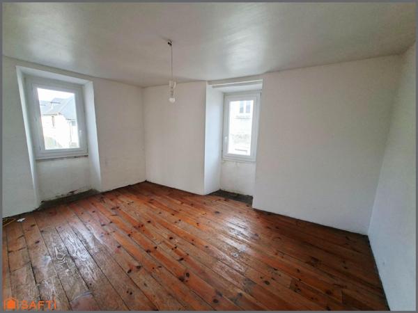 MAISON DE VILLE D'ENVIRON 93M² PROCHE OLORON SAINTE-MARIE