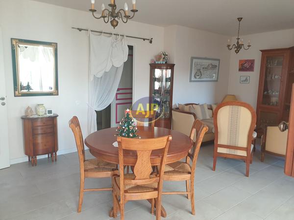 Vente maison Soulac Sur Mer : 53 420 € - AJP Soulac Immobilier