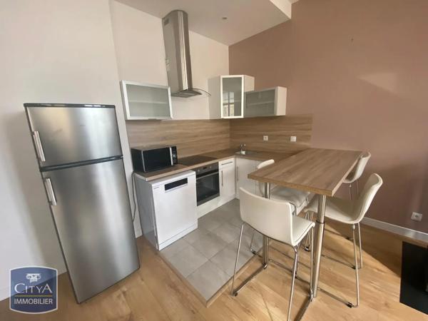 Appartement à louer 3 pièces 67.56m² Charleville-Mézières (08000)