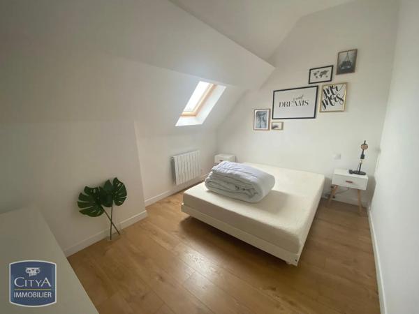 Appartement à louer 3 pièces 67.56m² Charleville-Mézières (08000)