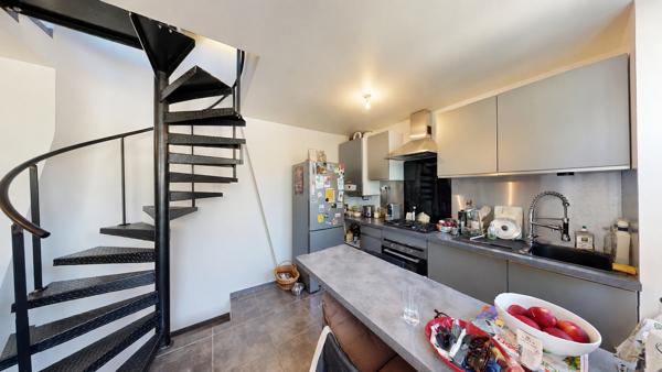 Maison de village rénovée 53m2 Domène Hyper-centre