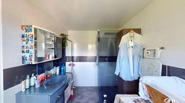 Maison de village rénovée 53m2 Domène Hyper-centre