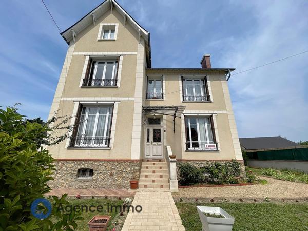 AUBIGNE-RACAN (72800) maison 7 pièces 190 m2 - studio