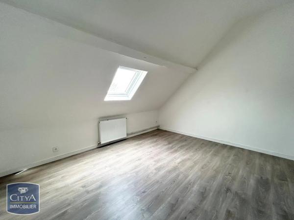 Maison à louer 7 pièces 177.39m² Denain (59220)