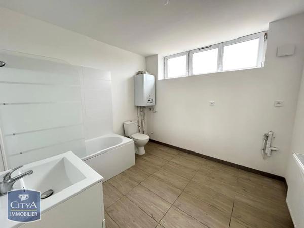 Maison à louer 7 pièces 177.39m² Denain (59220)