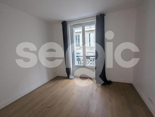 Location 2 Pieces 57 75008 Paris 25 1549 01 0004