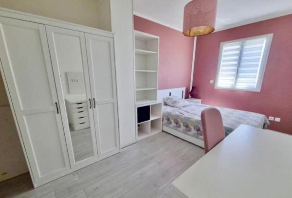 Cuers Var- villa individuelle récente avec garage et piscine-3 chambres