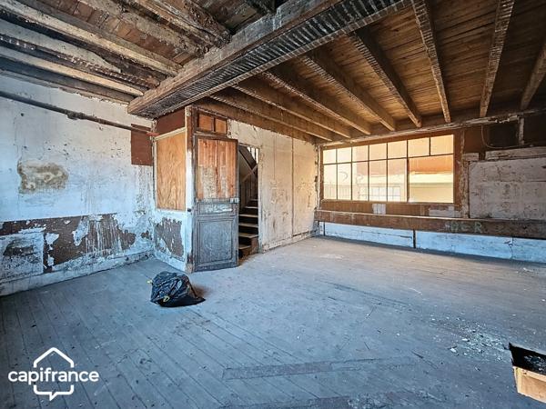 Immeuble à rénover – 335 m² dans le centre historique de Thouars (79) Deux Sèvres