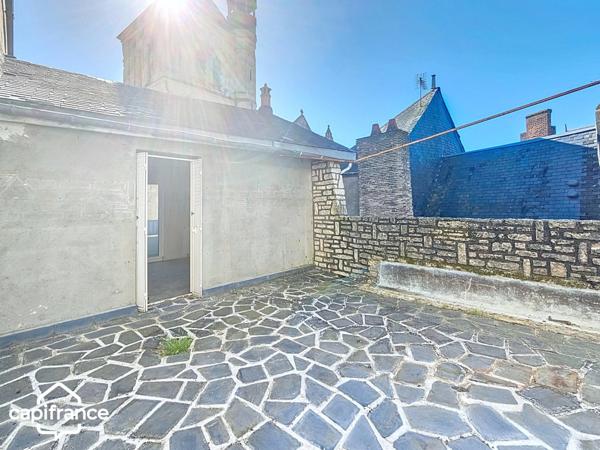 Immeuble à rénover – 335 m² dans le centre historique de Thouars (79) Deux Sèvres