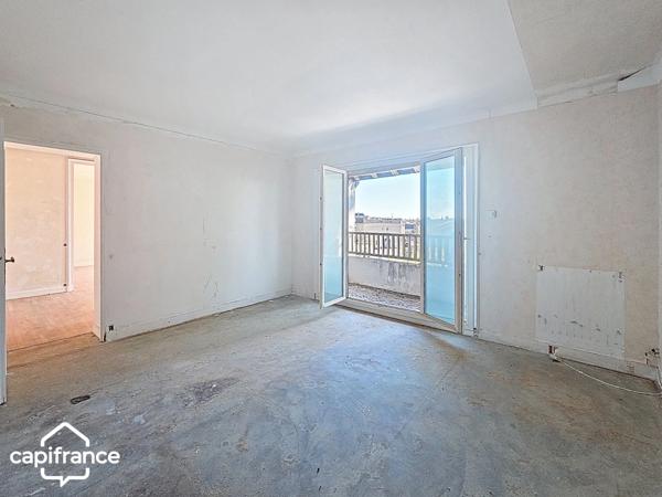 Immeuble à rénover – 335 m² dans le centre historique de Thouars (79) Deux Sèvres