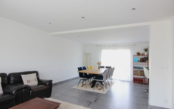 Maison à vendre    6 pièces • 155 m2 Saint-Pryvé-Saint-Mesmin