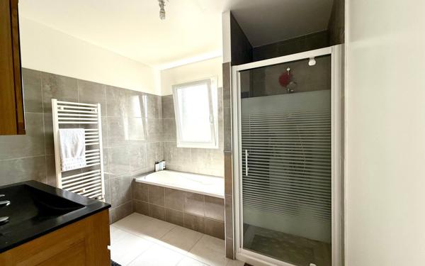 Maison à vendre    6 pièces • 155 m2 Saint-Pryvé-Saint-Mesmin