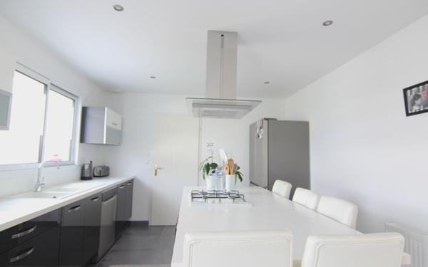 Maison à vendre    6 pièces • 155 m2 Saint-Pryvé-Saint-Mesmin