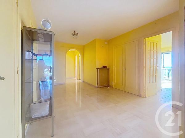 Appartement à vendre  4 pièces - 135,79 m 2   ANTIBES  - 06