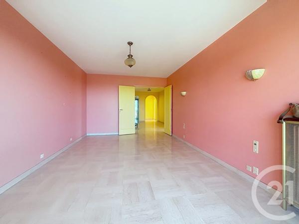 Appartement à vendre  4 pièces - 135,79 m 2   ANTIBES  - 06