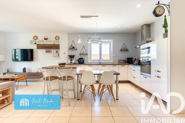 Maison à vendre 7 pièces 146,8 m² Sury-le-Comtal