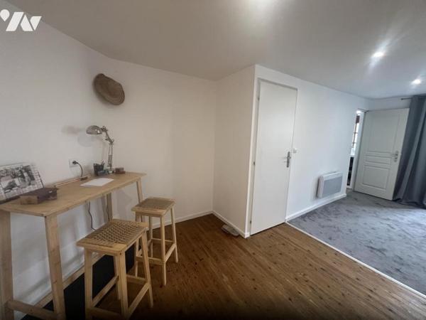 LA FERTE MACE, maison de ville 3ch avec cour