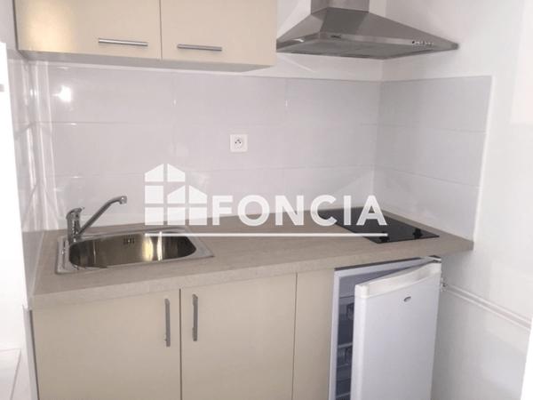 Location Studio 27.29 m² - 25 RUE DE CUQUES Aix-en-provence 13100