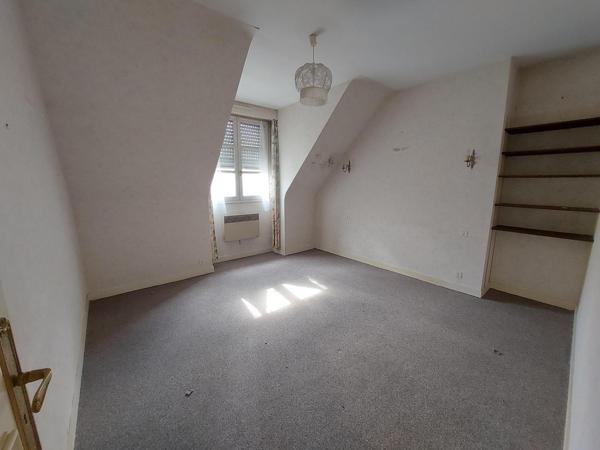 Maison 7 pièces de 218 m² à Laval