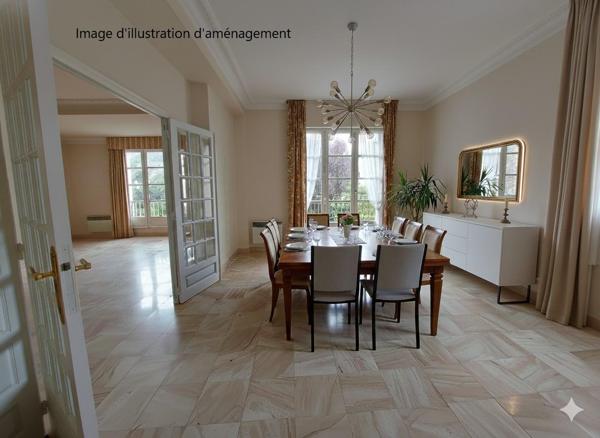 Maison 7 pièces de 218 m² à Laval