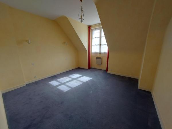 Maison 7 pièces de 218 m² à Laval