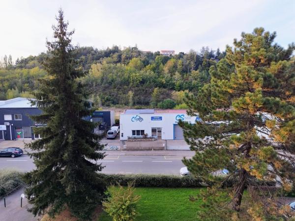 Appartement à SAINT-ETIENNE, 42100 - 4 pièces 75m²