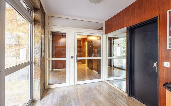 Appartement à vendre    2 pièces • 50,04 m2 Paris 13