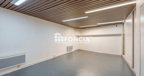 À vendre Local commercial 233 m² - Nancy 54000
