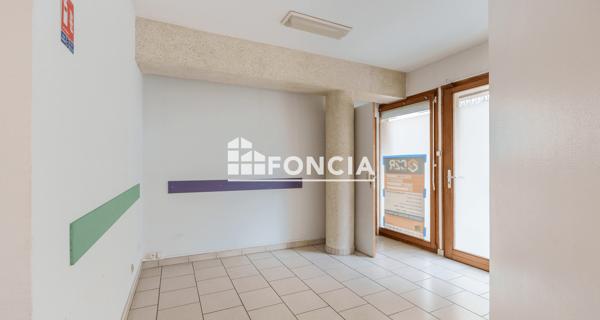 À vendre Local commercial 233 m² - Nancy 54000