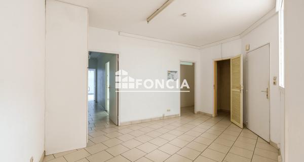 À vendre Local commercial 233 m² - Nancy 54000