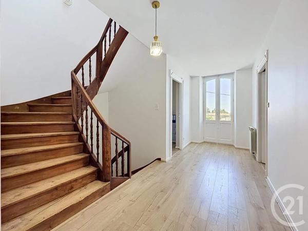 Maison à vendre  5 pièces - 185 m 2   LA TOUR DU CRIEU  - 09