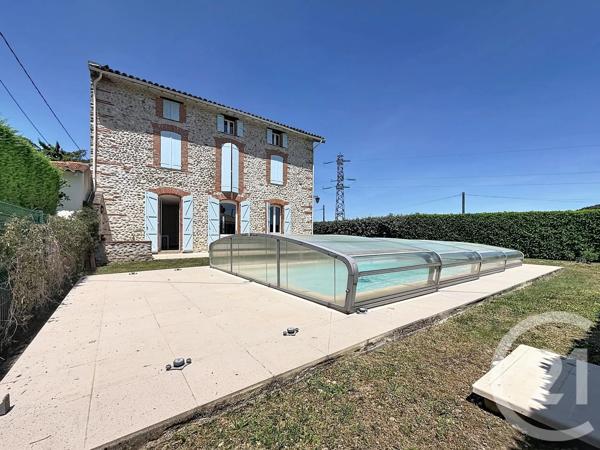 Maison à vendre  5 pièces - 185 m 2   LA TOUR DU CRIEU  - 09