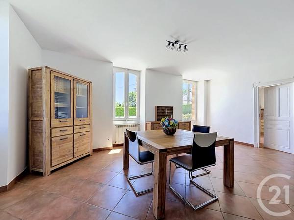 Maison à vendre  5 pièces - 185 m 2   LA TOUR DU CRIEU  - 09