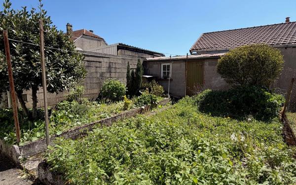 Maison à vendre    3 pièces •  Neufchâteau