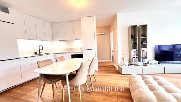 À VENDRE APPARTEMENT TYPE 4 83m² BALCON - À 100M DE LA MER - LES MINIMES - PARKINGS