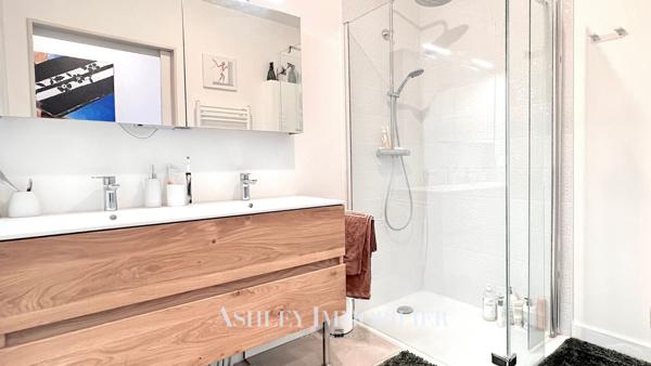 À VENDRE APPARTEMENT TYPE 4 83m² BALCON - À 100M DE LA MER - LES MINIMES - PARKINGS