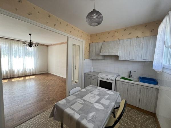 Maison à vendre 239 625 € Lanester 5 p 84 m² DPE F