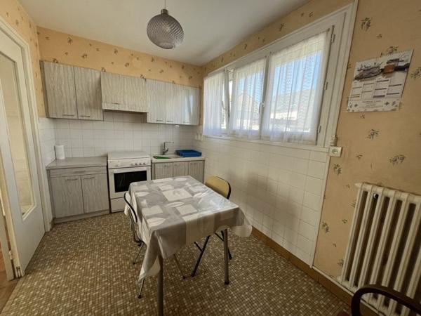 Maison à vendre 239 625 € Lanester 5 p 84 m² DPE F