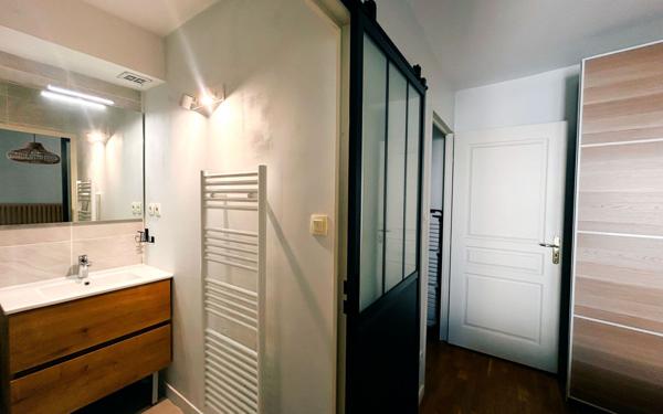 Appartement à louer    2 pièces • 40,79 m2 Lyon 3