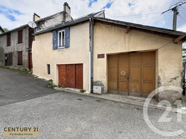 Appartement T2 à vendre  2 pièces - 33,25 m 2   BAGNERES DE LUCHON  - 31